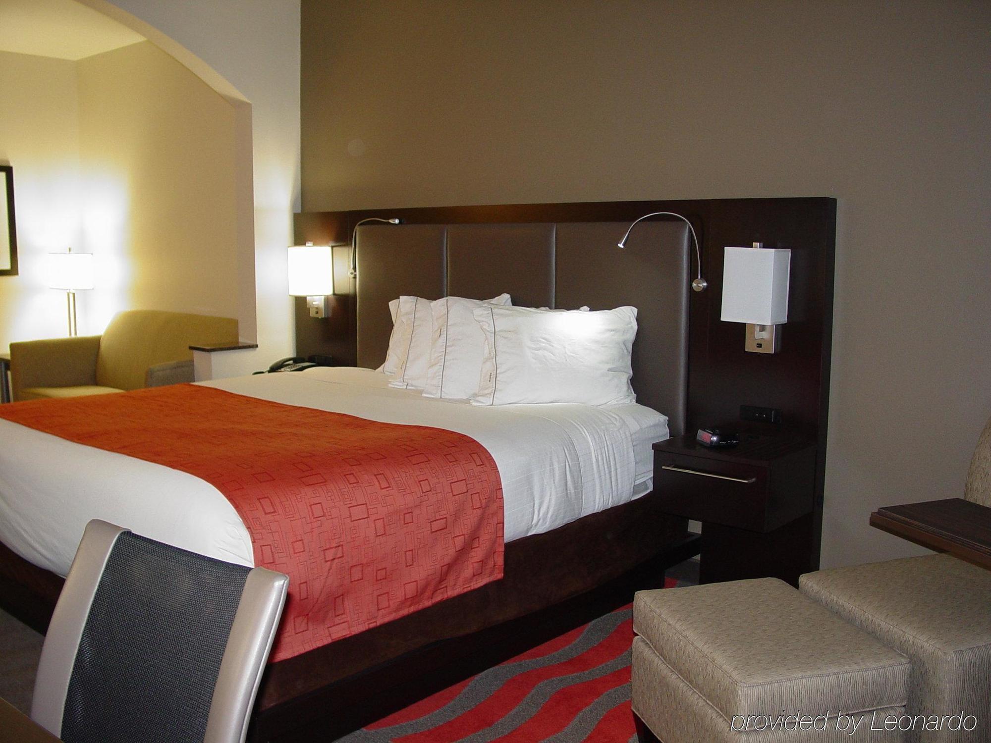 Holiday Inn Express Hotels & Suites Rockingham West By Ihg Room photo