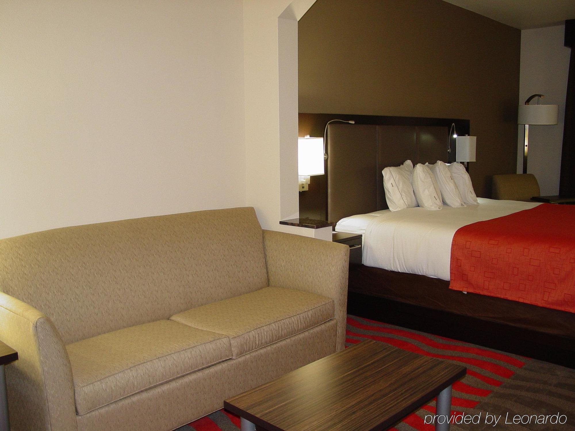 Holiday Inn Express Hotels & Suites Rockingham West By Ihg Room photo